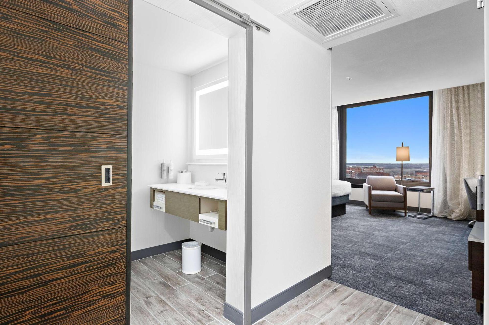 Hampton Inn Kansas City - Downtown Financial District Exterior foto